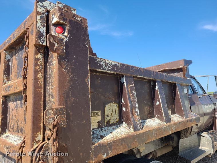image for item NX9632 1974 GMC 6500  Crew Cab dump truck