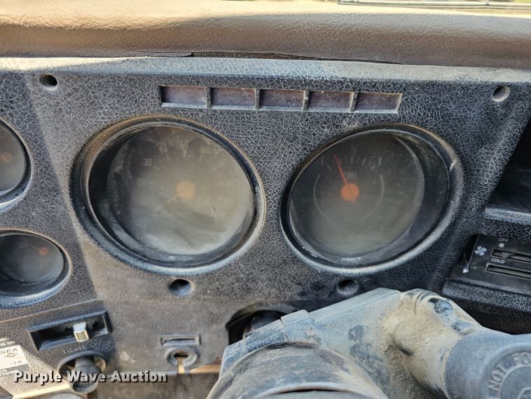 image for item NX9632 1974 GMC 6500  Crew Cab dump truck