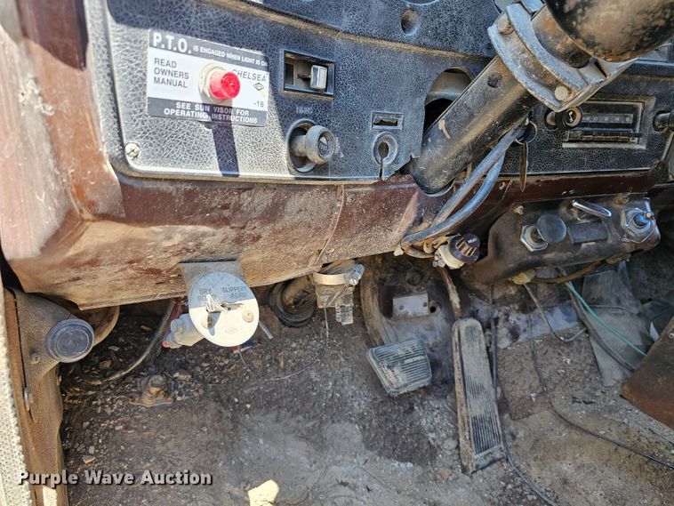 image for item NX9632 1974 GMC 6500  Crew Cab dump truck