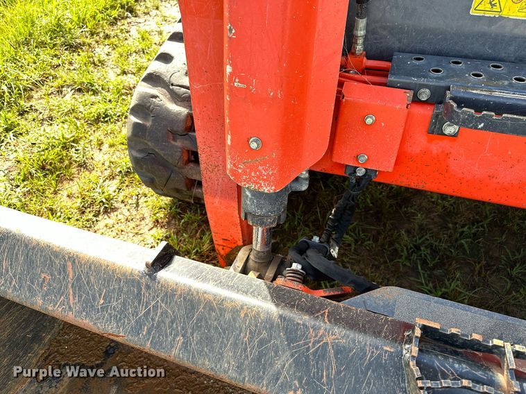 image for item OC9096 2018 Kubota SVL95-2S  tracked skid steer loader