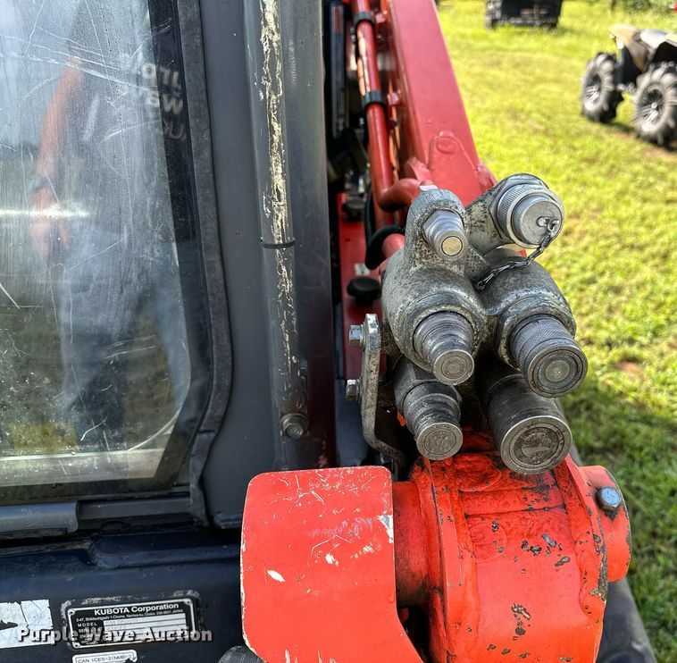 image for item OC9096 2018 Kubota SVL95-2S  tracked skid steer loader