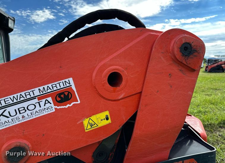 image for item OC9096 2018 Kubota SVL95-2S  tracked skid steer loader