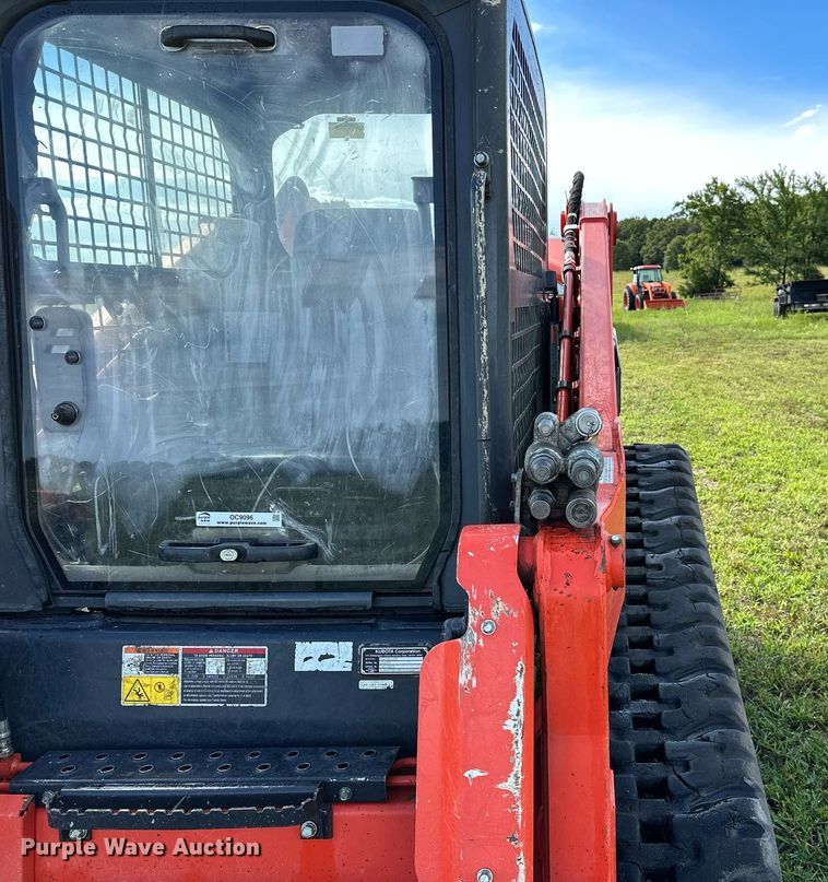 image for item OC9096 2018 Kubota SVL95-2S  tracked skid steer loader