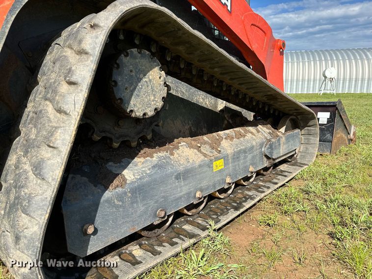 image for item OC9096 2018 Kubota SVL95-2S  tracked skid steer loader