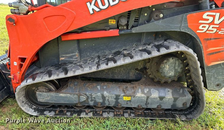 image for item OC9096 2018 Kubota SVL95-2S  tracked skid steer loader