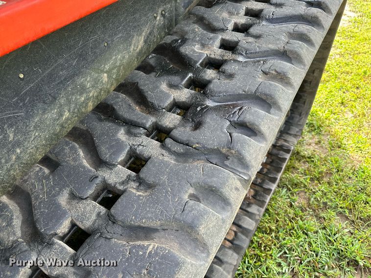 image for item OC9096 2018 Kubota SVL95-2S  tracked skid steer loader