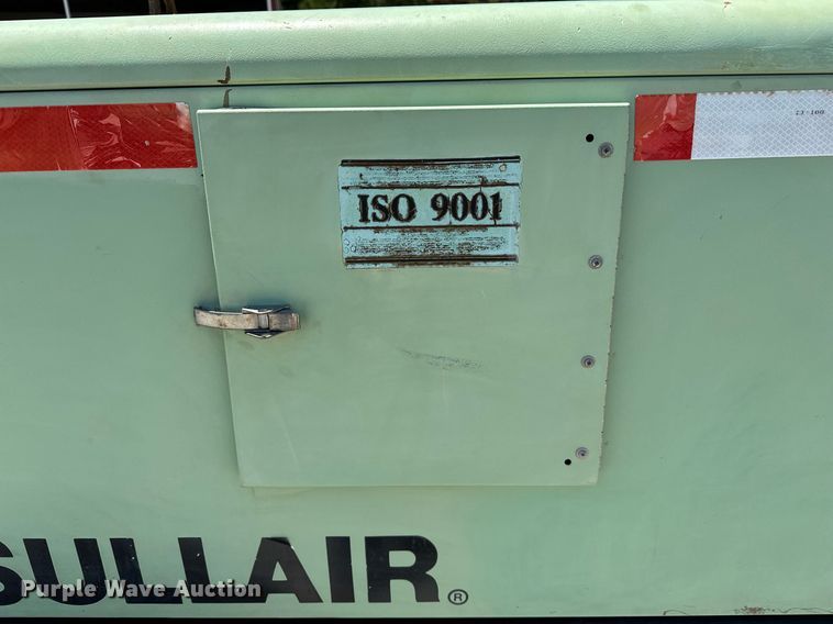 image for item OC9101 2007 Sullair 185  air compressor