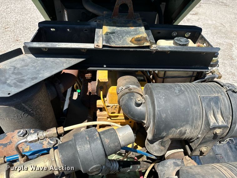 image for item OC9101 2007 Sullair 185  air compressor