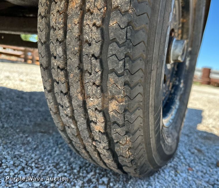 image for item OC9101 2007 Sullair 185  air compressor