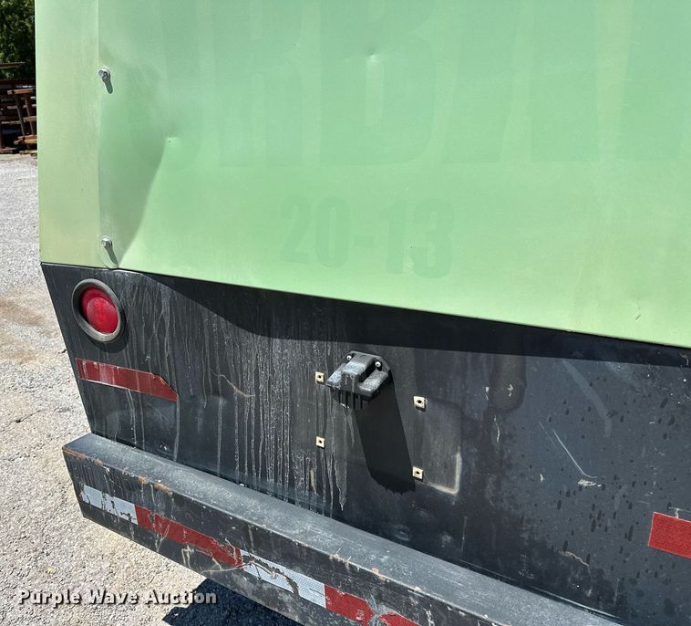 image for item OC9102 2012 Sullair 375  air compressor