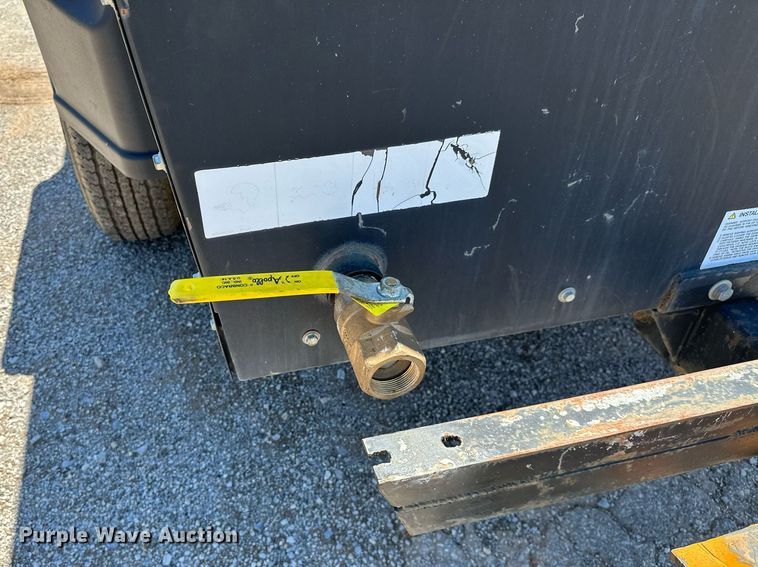 image for item OC9102 2012 Sullair 375  air compressor