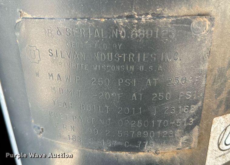 image for item OC9102 2012 Sullair 375  air compressor