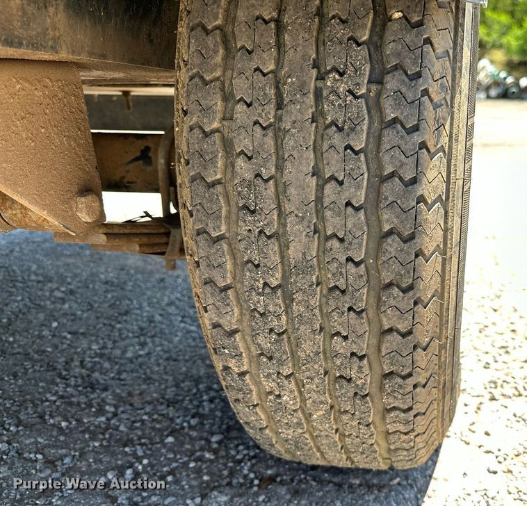 image for item OC9102 2012 Sullair 375  air compressor