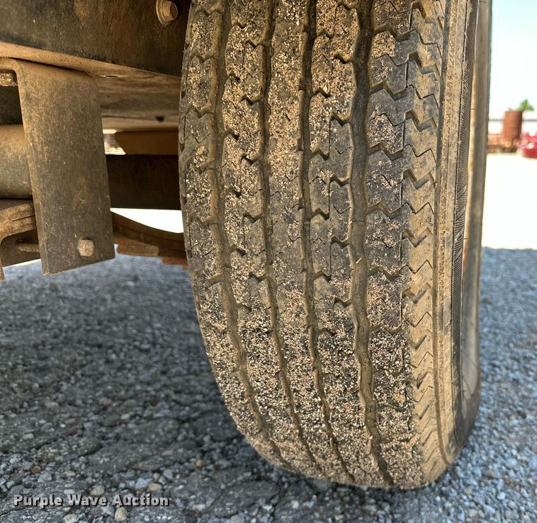 image for item OC9102 2012 Sullair 375  air compressor