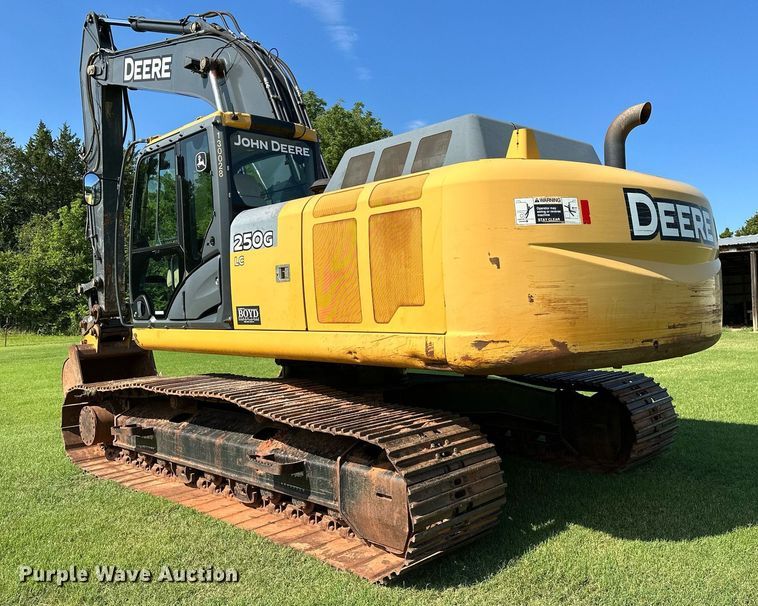 image for item OC9115 2014 John Deere 250G LC  excavator