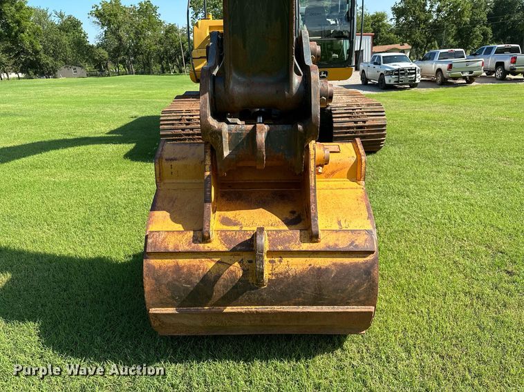 image for item OC9115 2014 John Deere 250G LC  excavator