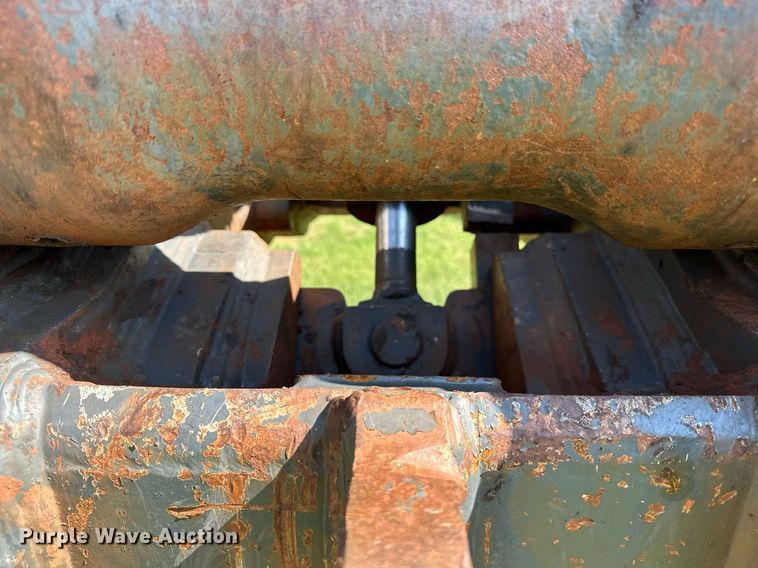 image for item OC9115 2014 John Deere 250G LC  excavator