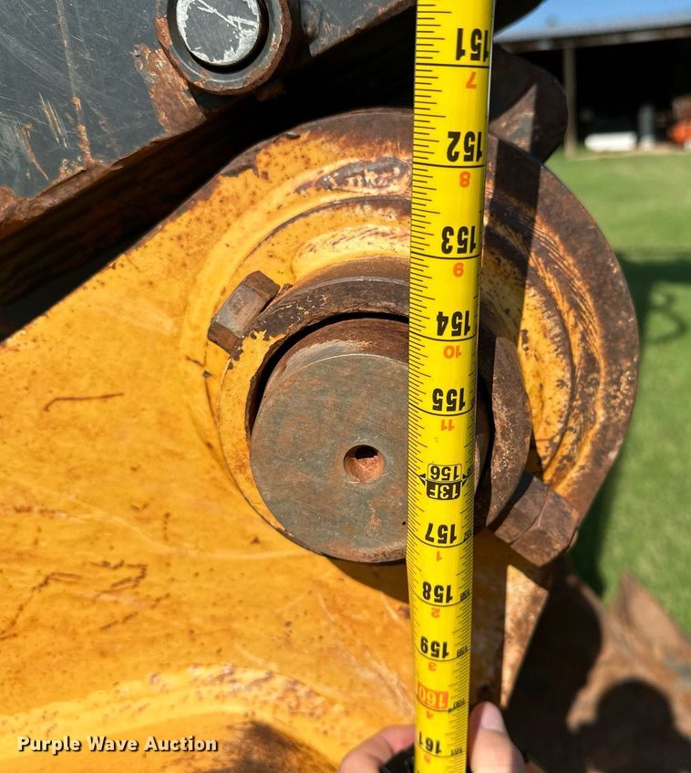 image for item OC9115 2014 John Deere 250G LC  excavator