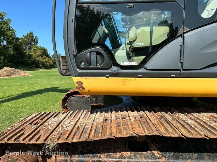 image for item OC9115 2014 John Deere 250G LC  excavator