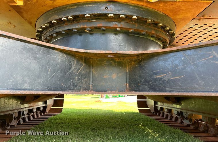 image for item OC9115 2014 John Deere 250G LC  excavator