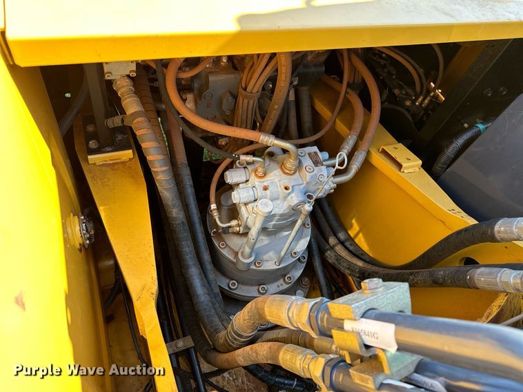 image for item OC9115 2014 John Deere 250G LC  excavator