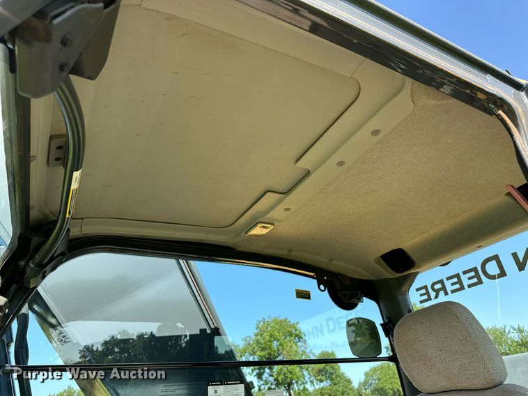 image for item OC9115 2014 John Deere 250G LC  excavator