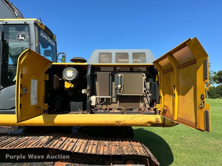 image for item OC9115 2014 John Deere 250G LC  excavator