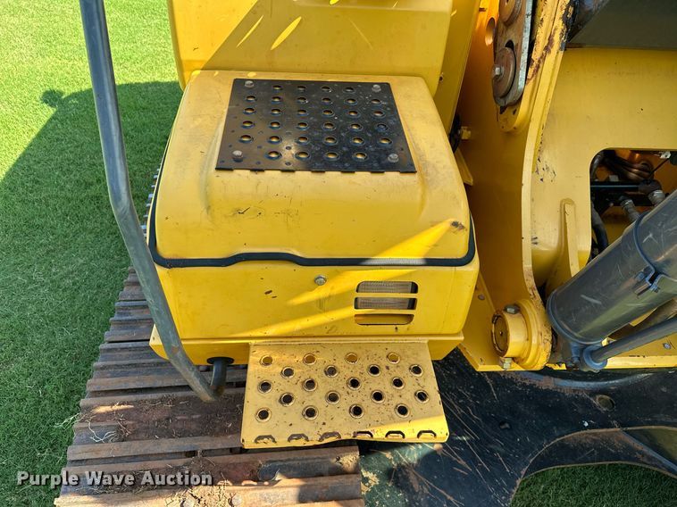 image for item OC9115 2014 John Deere 250G LC  excavator