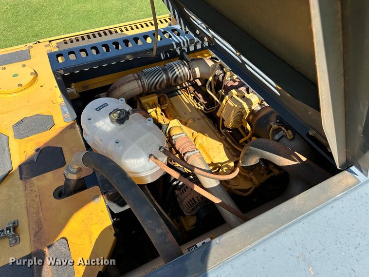 image for item OC9115 2014 John Deere 250G LC  excavator