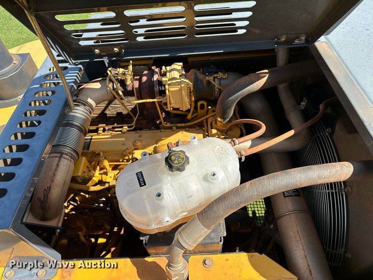 image for item OC9115 2014 John Deere 250G LC  excavator