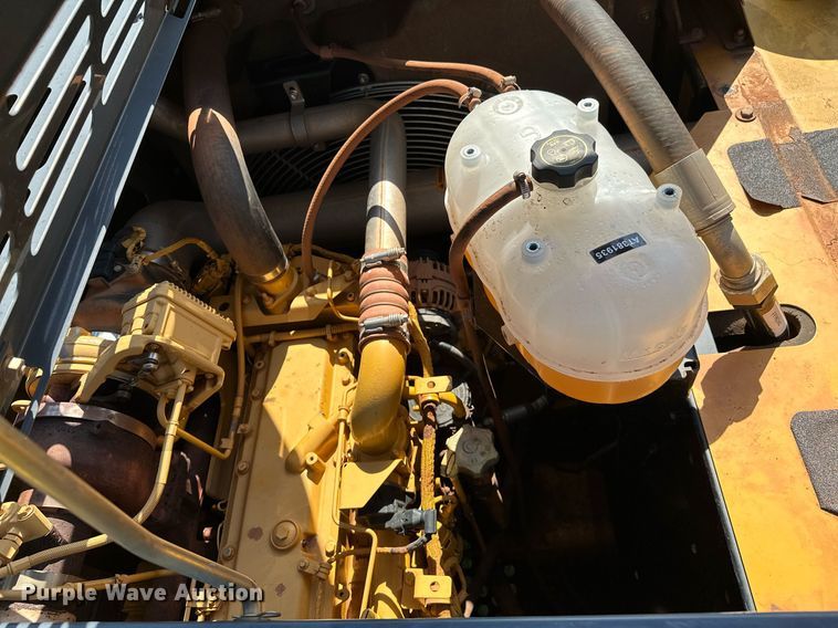 image for item OC9115 2014 John Deere 250G LC  excavator