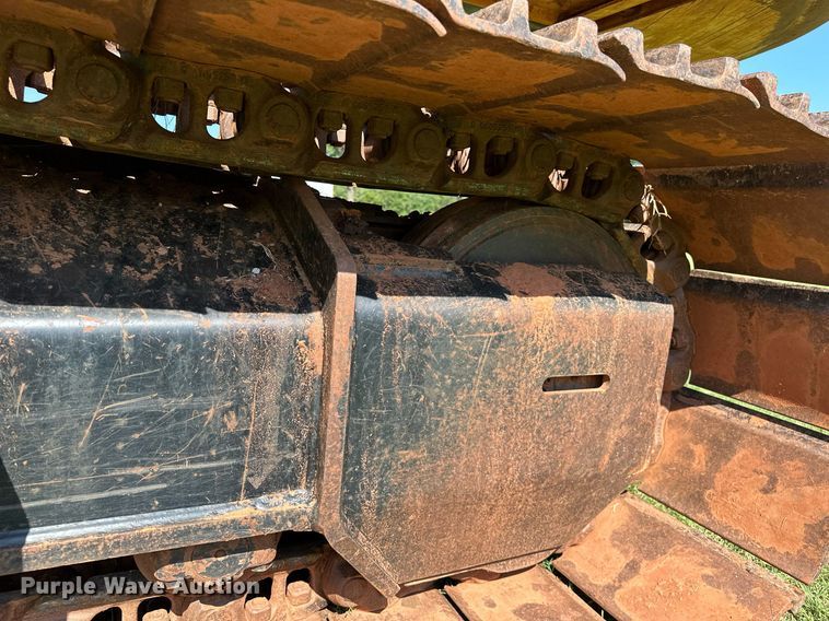 image for item OC9115 2014 John Deere 250G LC  excavator