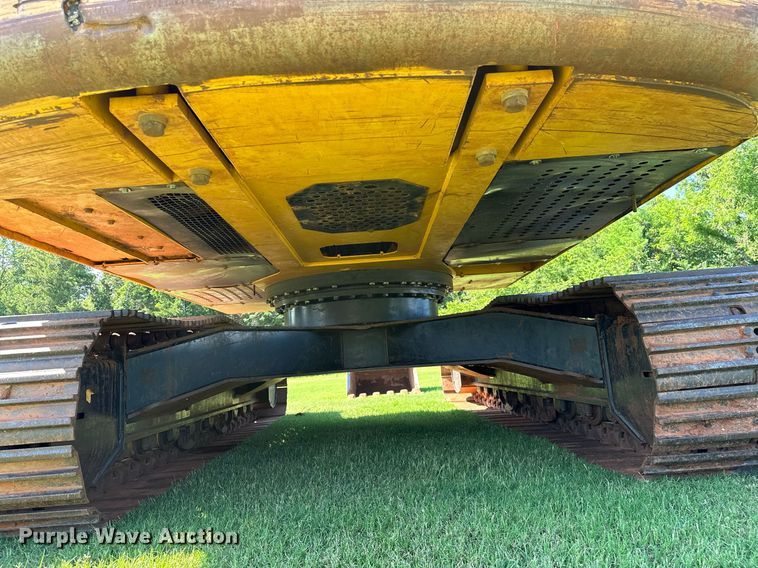 image for item OC9115 2014 John Deere 250G LC  excavator