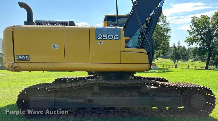 image for item OC9115 2014 John Deere 250G LC  excavator