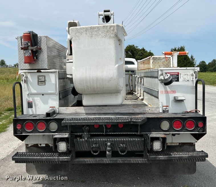 image for item OK9656 2013 Ford F550 Super Duty  bucket truck