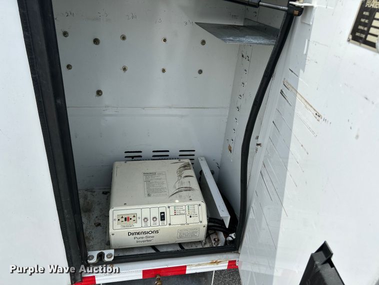 image for item OK9656 2013 Ford F550 Super Duty  bucket truck