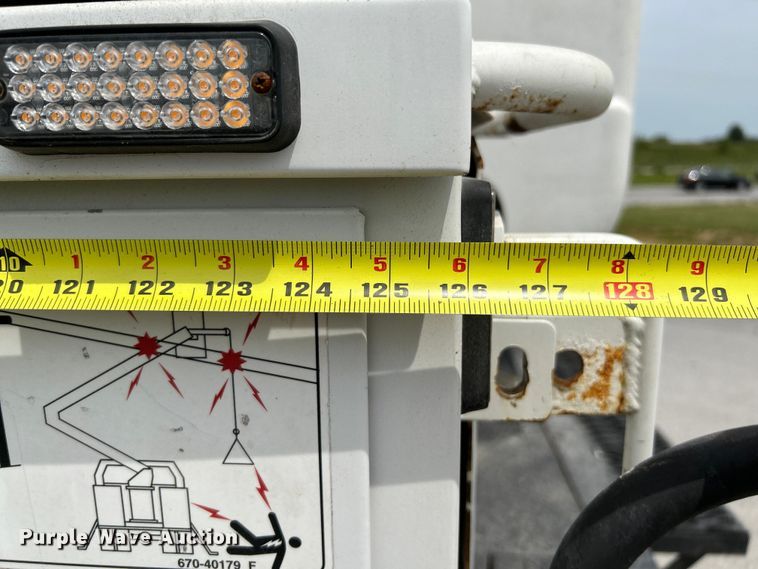 image for item OK9656 2013 Ford F550 Super Duty  bucket truck