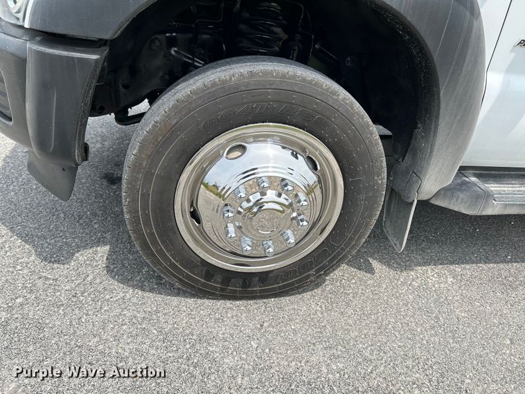 image for item OK9656 2013 Ford F550 Super Duty  bucket truck