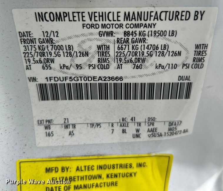 image for item OK9656 2013 Ford F550 Super Duty  bucket truck