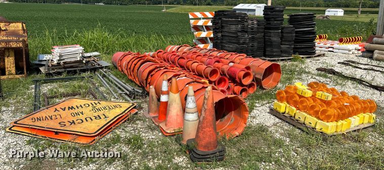 image for item OK9677 Road safety equipment