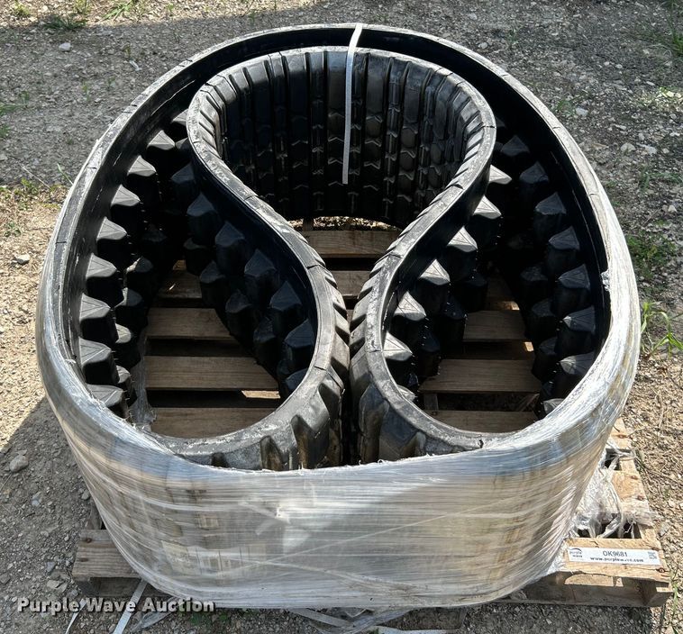 image for item OK9681 18"W rubber track