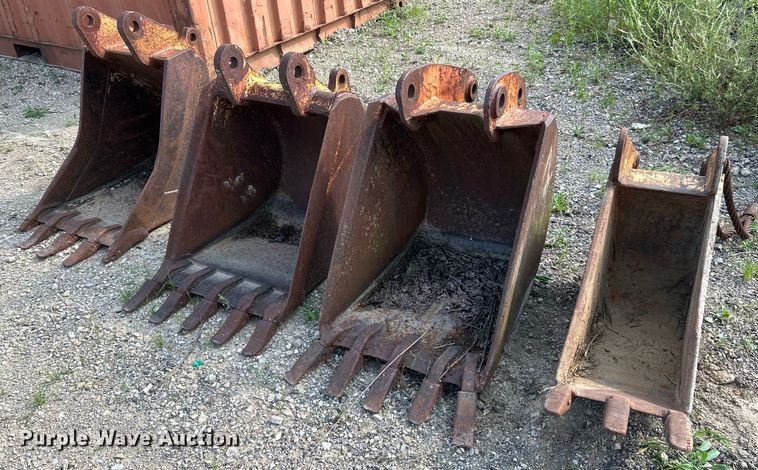 image for item OK9685 (4) backhoe buckets