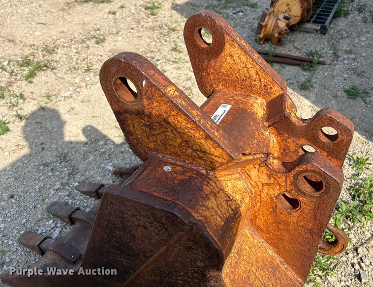 image for item OK9685 (4) backhoe buckets