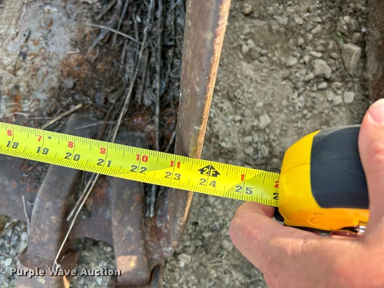 image for item OK9685 (4) backhoe buckets