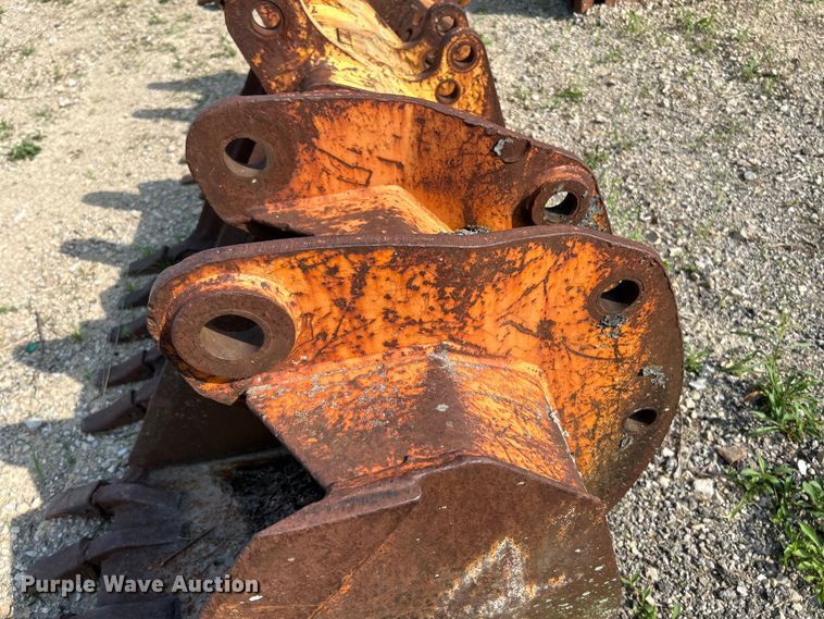 image for item OK9685 (4) backhoe buckets