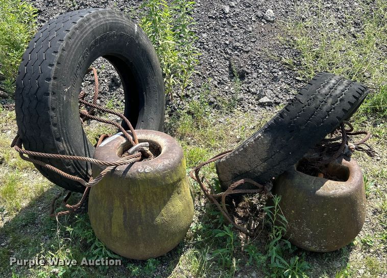 image for item OK9687 (2) wrecking balls