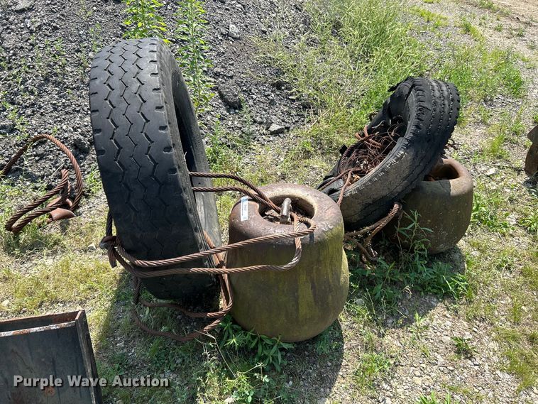 image for item OK9687 (2) wrecking balls