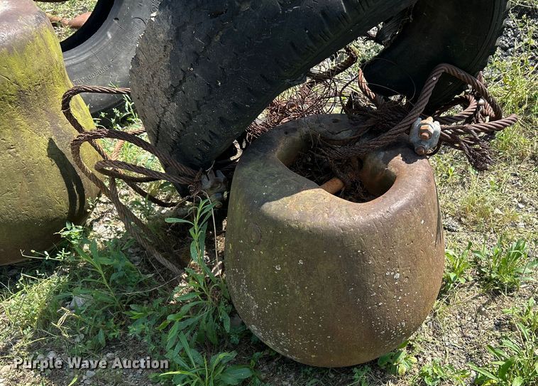 image for item OK9687 (2) wrecking balls