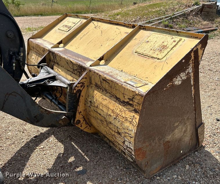 image for item OK9699 2009 John Deere 304J  wheel loader