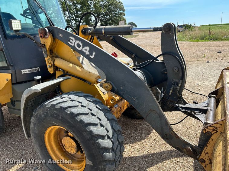 image for item OK9699 2009 John Deere 304J  wheel loader